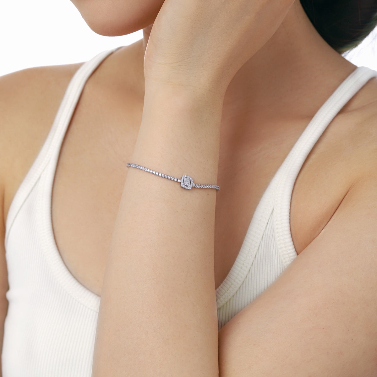 [Nova Jewelry]Luxurious Dazzling Square Shape Banquet Bracelet