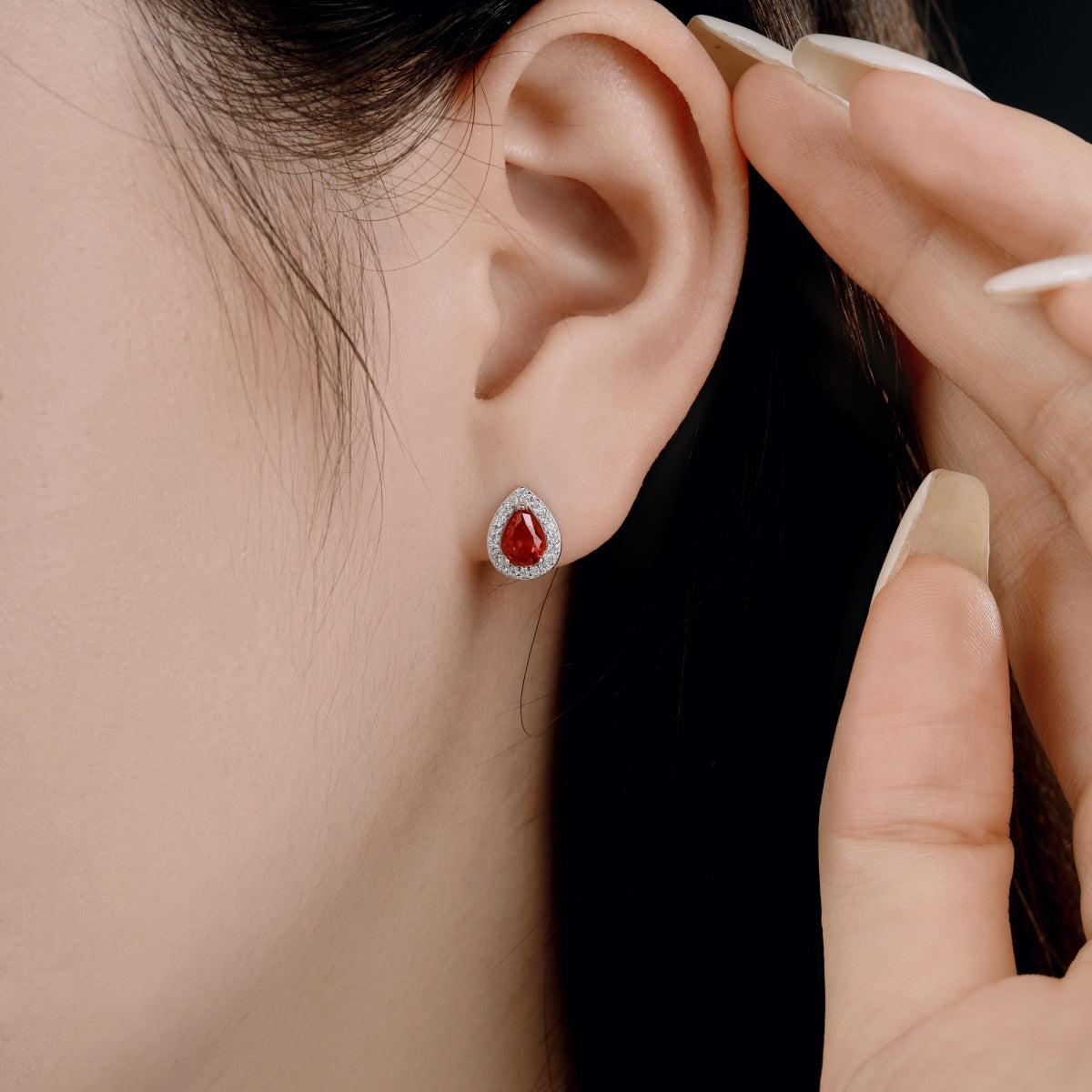 [Nova Jewelry]Luxurious Water Drop Shape Earrings