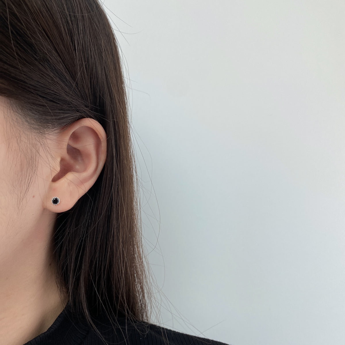 [Nova Jewelry]Sparkling Colorful Round Shape Earrings