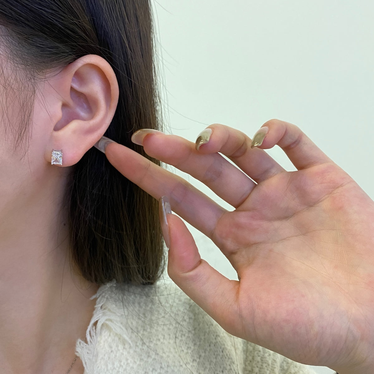 [Nova Jewelry]Stylish Shiny Rectangular Center Stone Stud Earrings