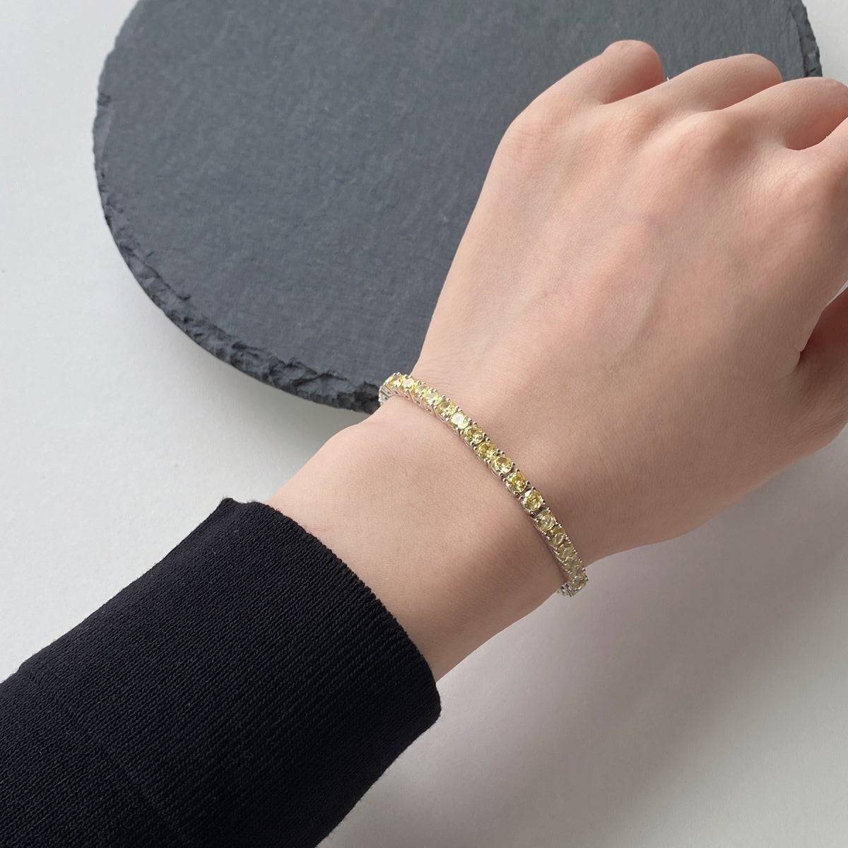 [Nova Jewelry]Ornate Dazzling Round Cut Tennis Bracelet