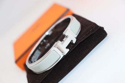 [BLUE TEARS]H LIGHT BLUE BRACELET