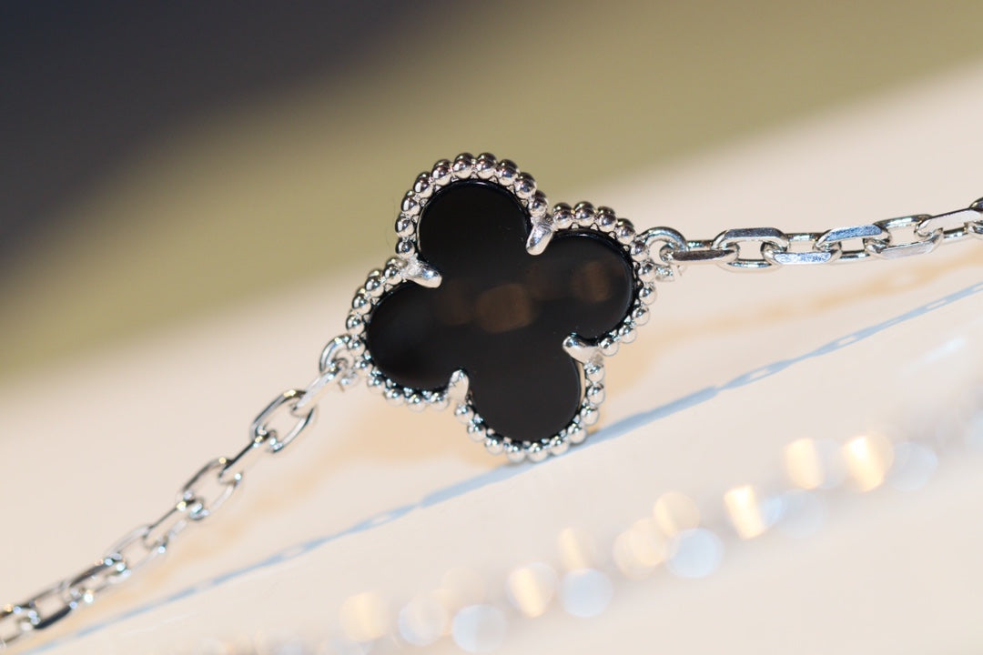 [BLUE TEARS]CLOVER 20 MOTIFS ONYX DIAMOND SILVER