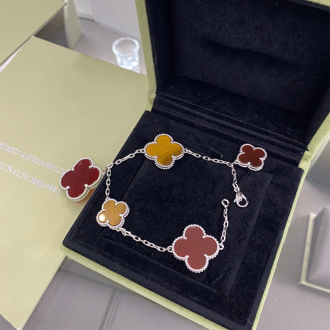 [BLUE TEARS]CLOVER 5 MOTIFS SIVLER CARNELIAN TIGER EYE BRACELET