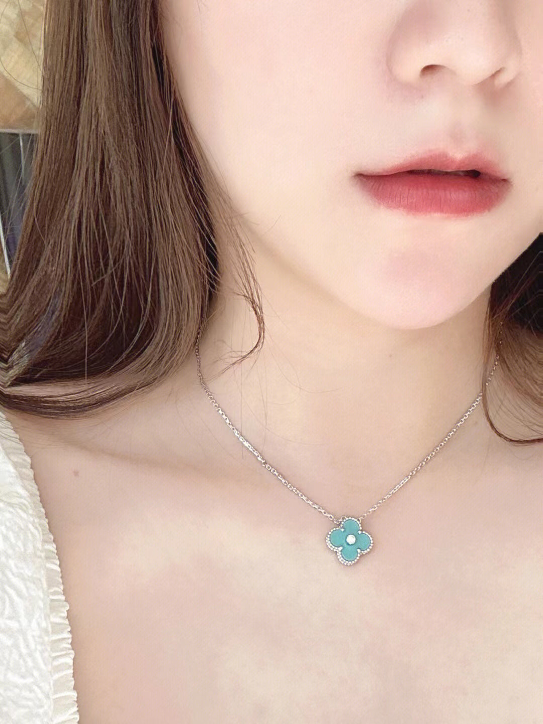 [BLUE TEARS]CLOVER 1 DIAMOND LIGHT BLUE SILVER NECKLACE
