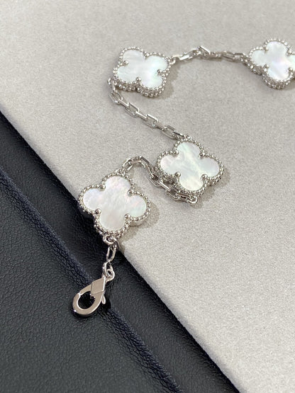 [BLUE TEARS]CLOVER WHITE PEARL MOP 5 MOTIF BRACELET COLLECTION