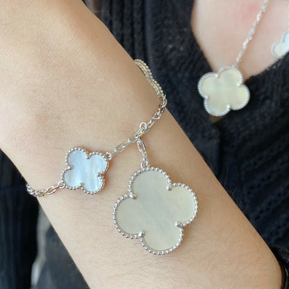 [BLUE TEARS]CLOVER 5 MOTIF WHITE MOP SILVER BRACELET