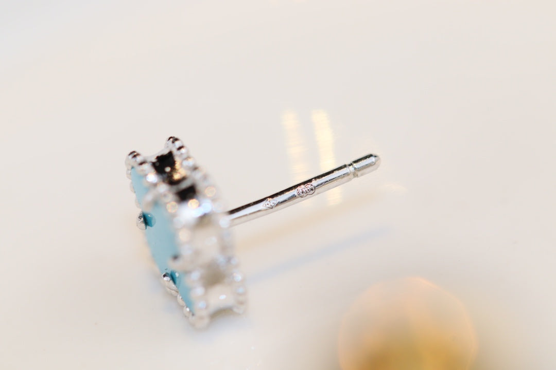 [BLUE TEARS]CLOVER MINI TURQUOISE SILVER STUD EARRINGS