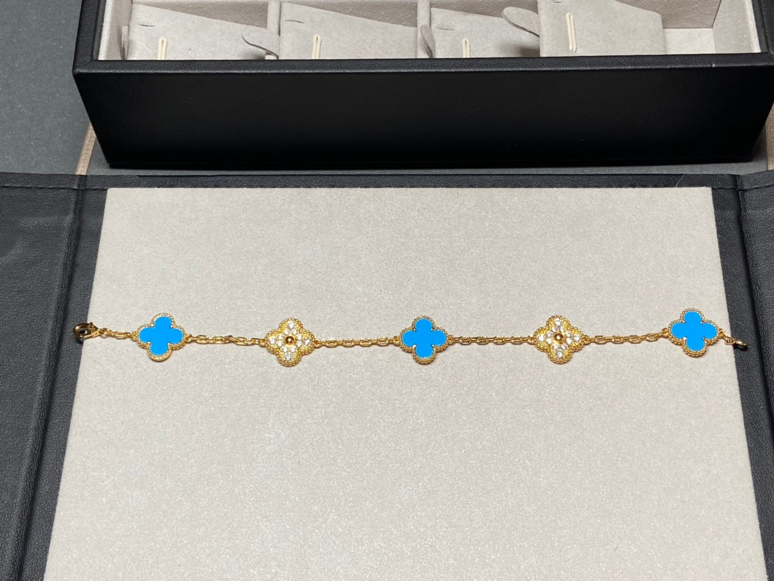[BLUE TEARS]CLOVER 5 MOTIF BLUE CHALCEDONY DIAMOND GOLD BRACELET