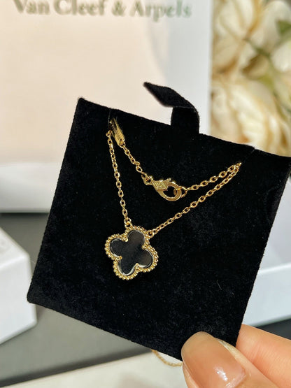 [BLUE TEARS]CLOVER ROCK CRYSTAL ROSE GOLD NECKLACE