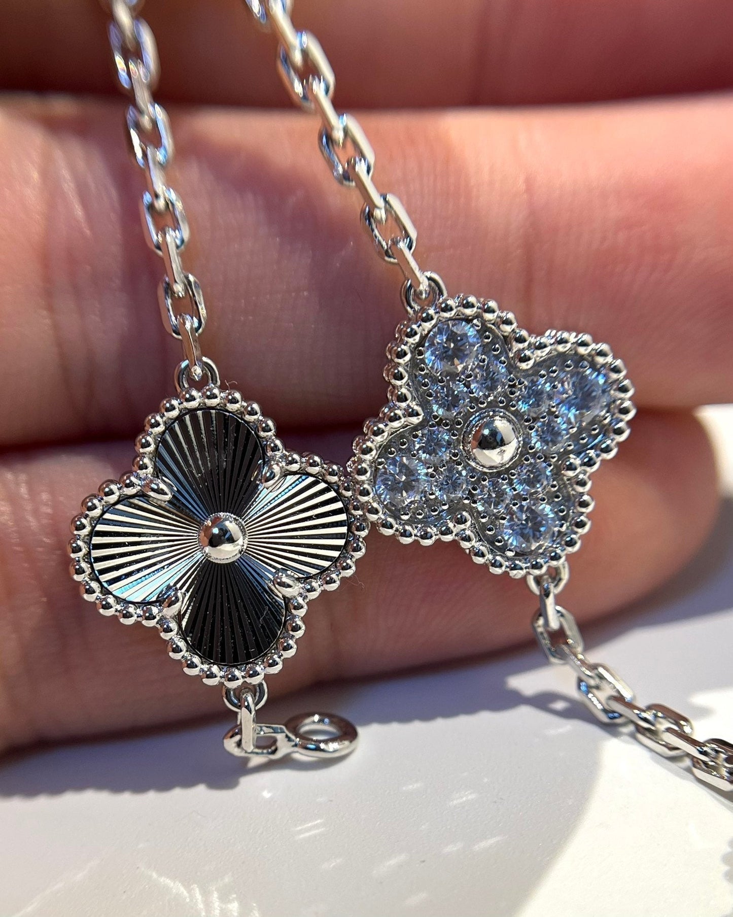 [BLUE TEARS]CLOVER 5 MOTIF SILVER DIAMOND BRACELET