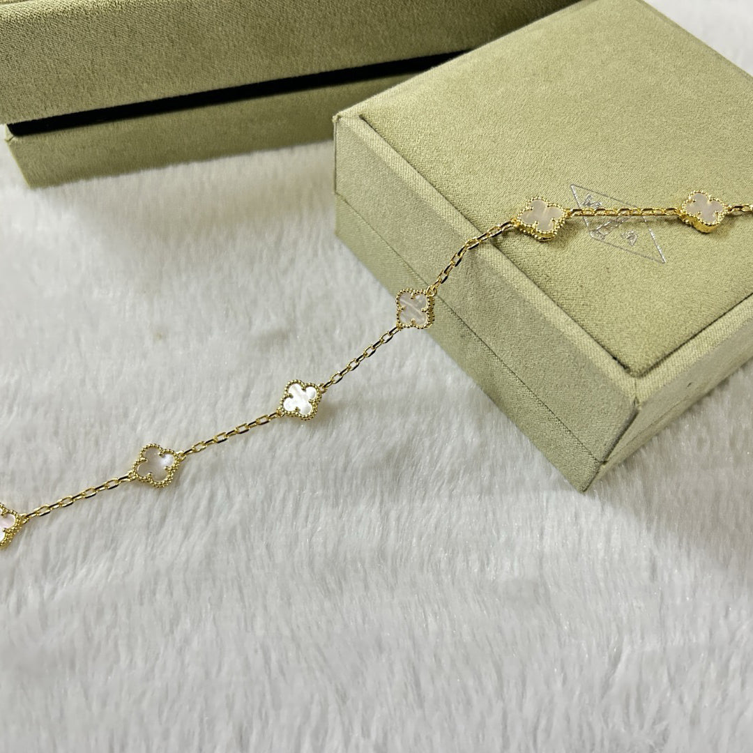 [BLUE TEARS]CLOVER 6 MOTIF WHITE MOP BRACELET