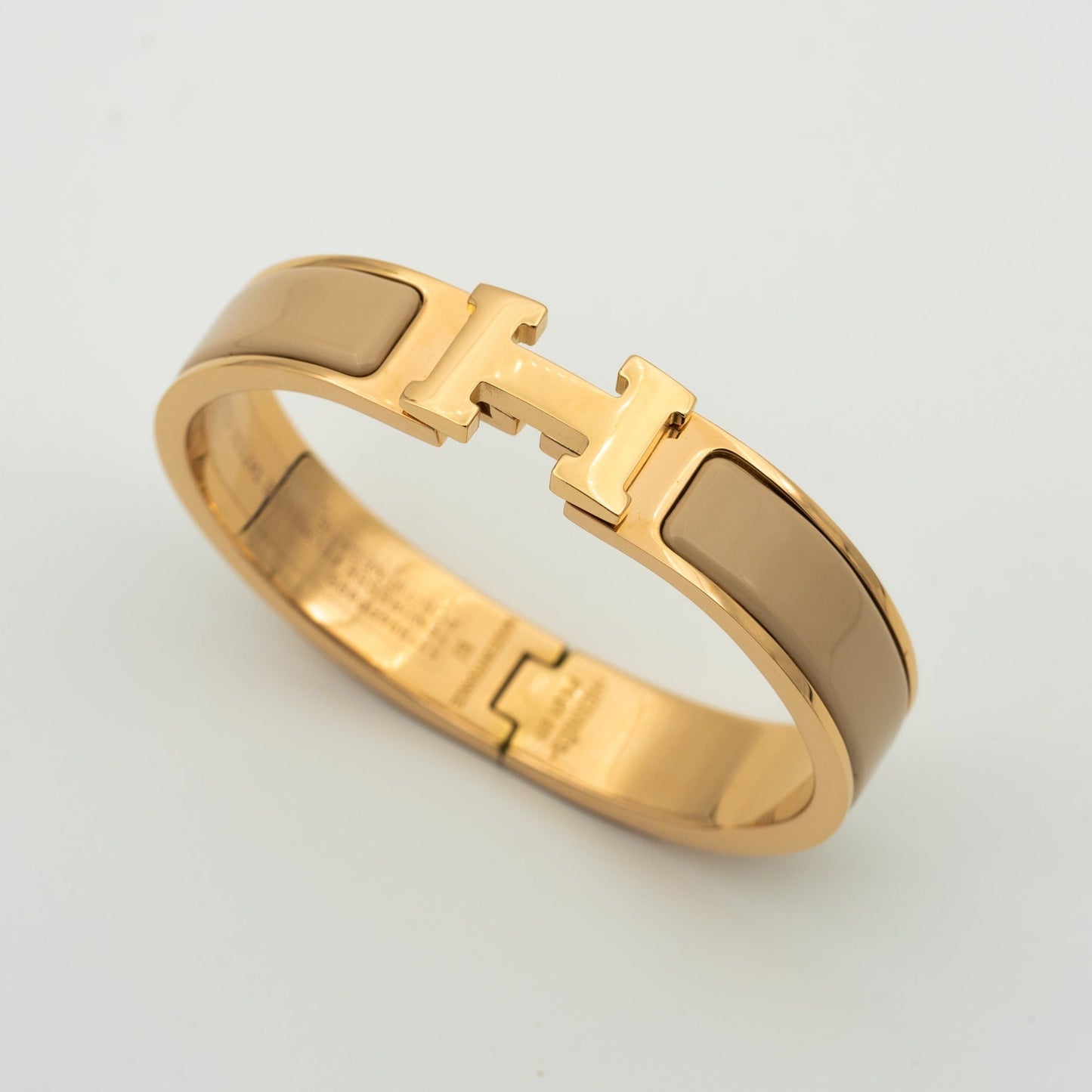 [BLUE TEARS]H GREY BRACELET