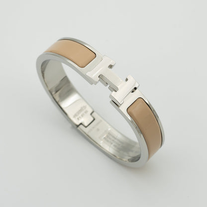 [BLUE TEARS]H GREY BRACELET