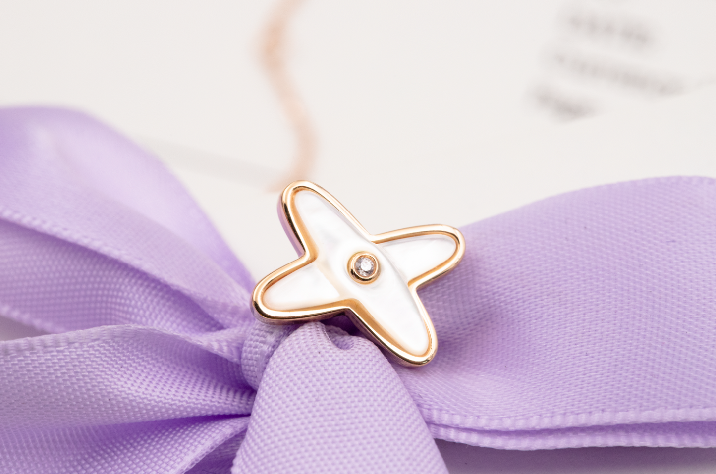 [BLUE TEARS]JEUX DE WHITE MOP PINK GOLD DIAMOND EARRINGS