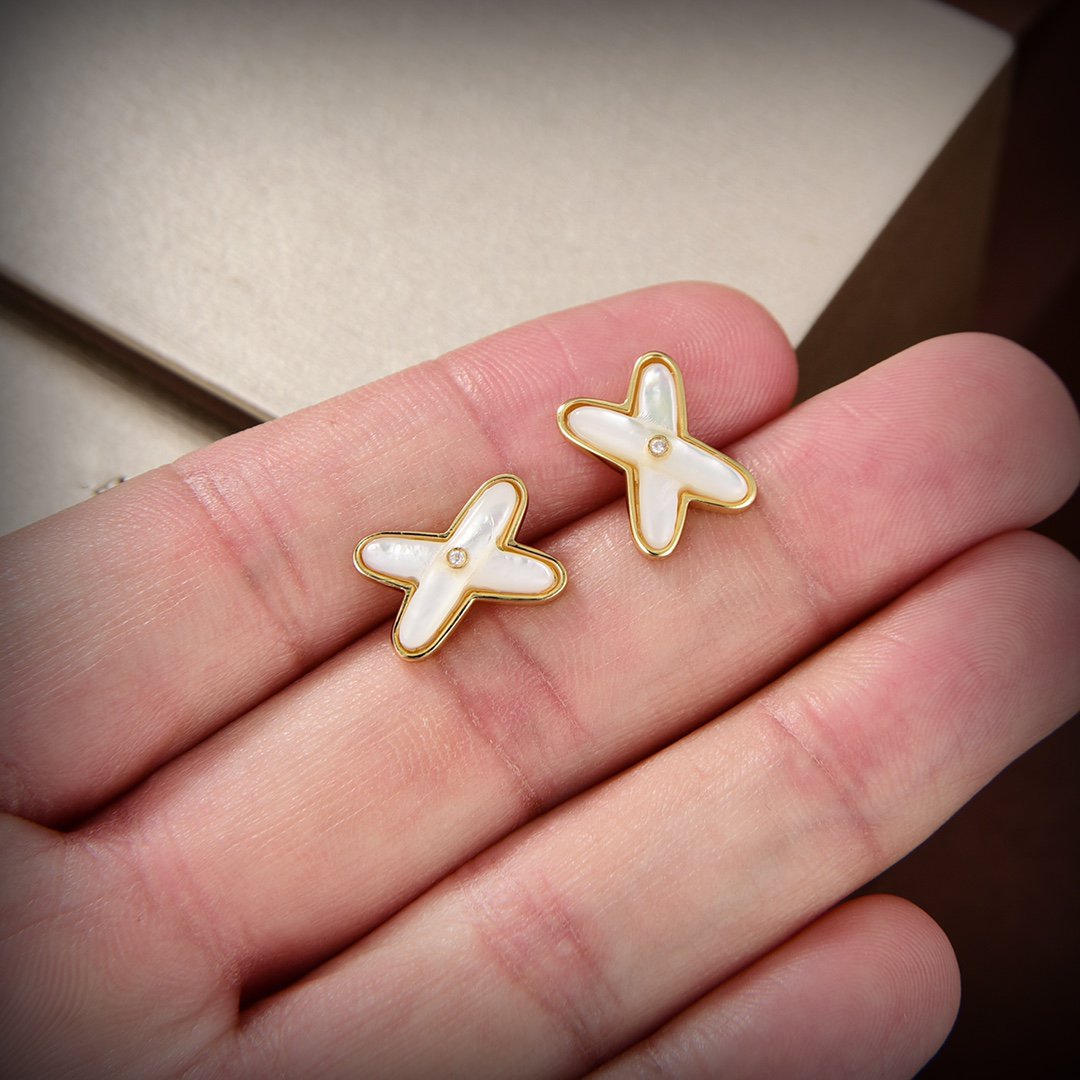 [BLUE TEARS]JEUX DE WHITE MOP GOLD DIAMOND EARRINGS