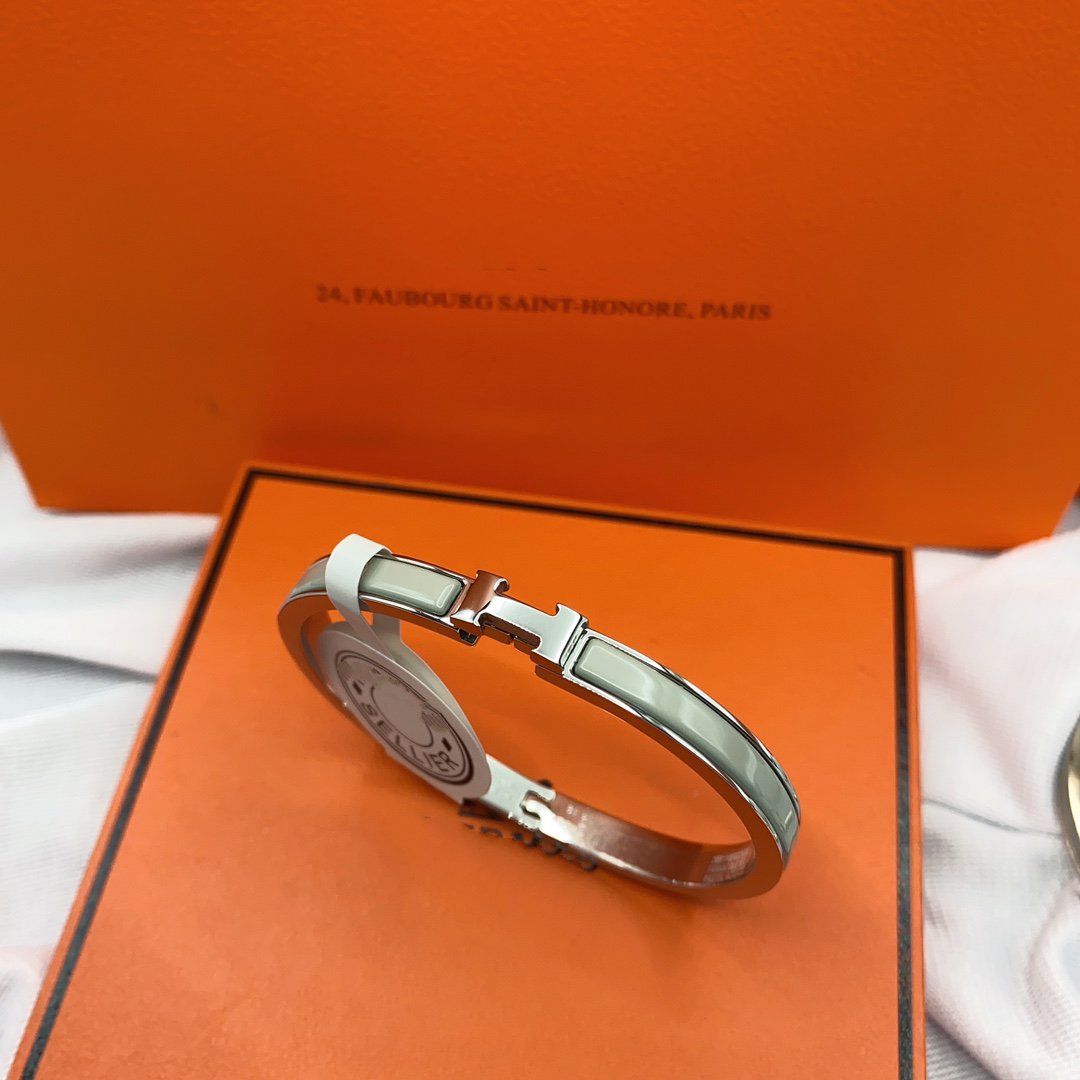 [BLUE TEARS]CLASSIC HM CLIC GREEN 8MM ENAMEL BRACELET