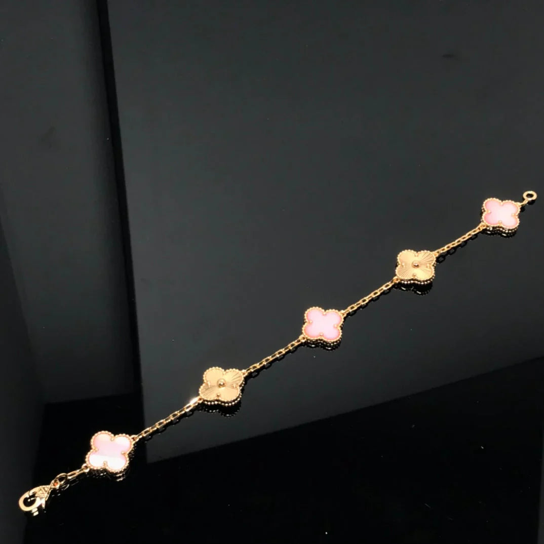 [BLUE TEARS] CLOVER 5 MOTIFS  PINK MOP BRACELET COLLECTION